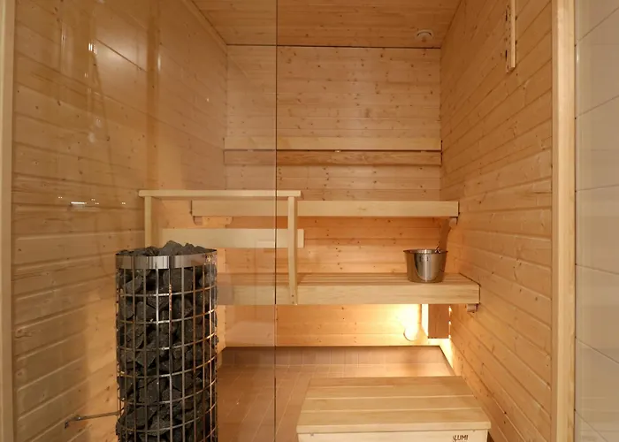 公寓 Forenom Serviced Perusmaeki 4